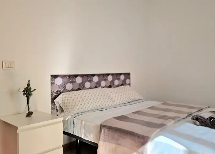 Spacious Chalet Next To The Sea - Airport * 산이시드로