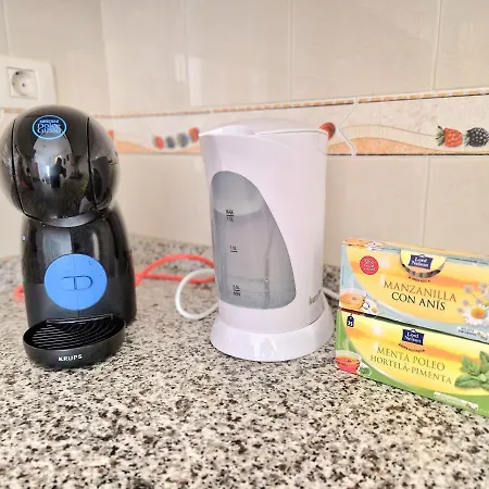 別荘 Spacious Chalet Next To The Sea - Airport